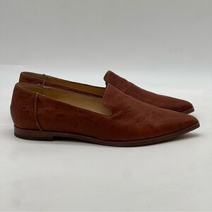 Frye Kenzie Venetian Flats. Size 8